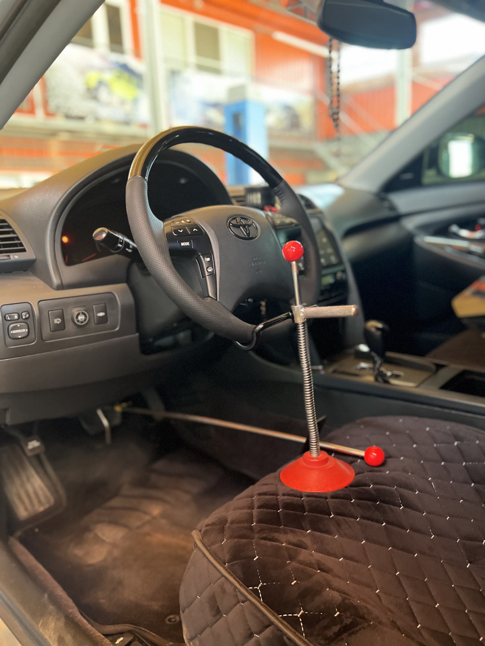 Снова белый дым💨Замена заднего сайлентблока цапфы.Сход/развал и другое ...