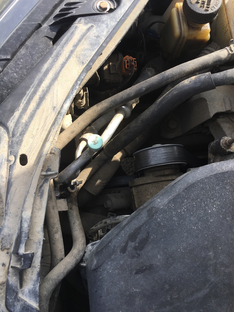 Замена лампочек в туманке… или как ты вообще это делал? — Mazda 3 (1G ...