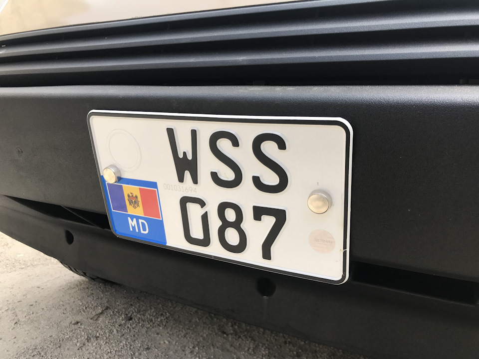 Скрытые болты для крепления номера [Алишка] — ЗАЗ 1102, 1,5 л, 1993 ...