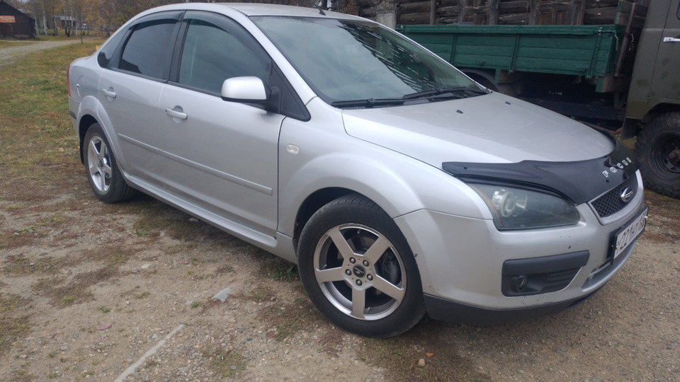 Ford Focus Sedan