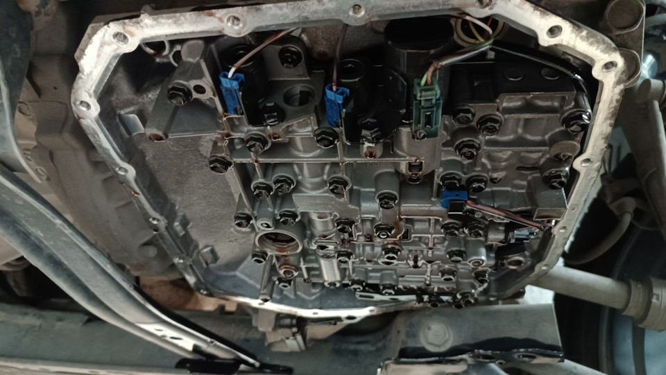 Фото в бортжурнале Toyota RAV4 (IV)