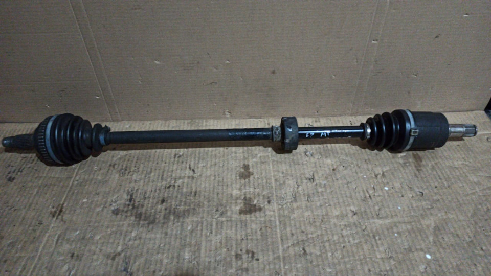 Запись №009: Внутренний ШРУС левого привода, датчик скорости и датчик ...