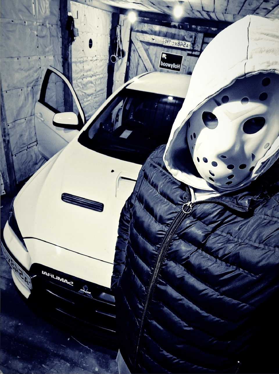 Фотография «Этот хоккеист забыл слить воду из бачка омывателя. Теперь ...