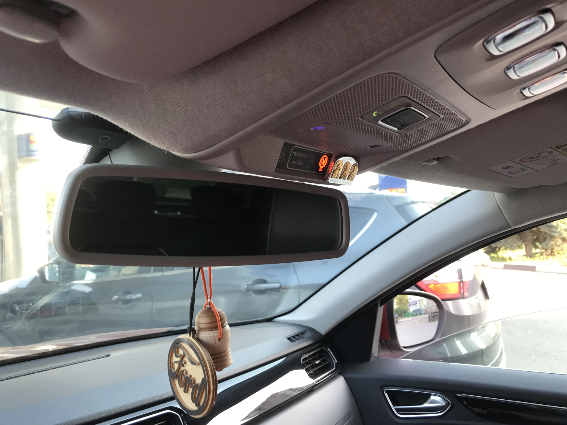 Фотохромное зеркало Аркана 2021 — Renault Arkana, 1,3 л, 2020 года ...