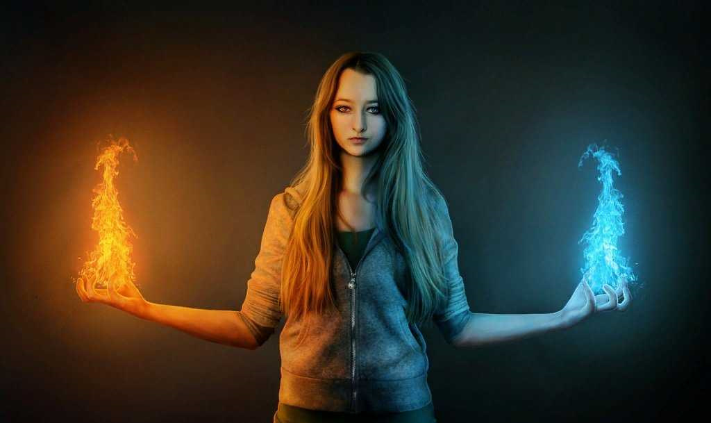 Магию пою. Огонь в руке. Девушка с огнем в руках. Фотосессия с огнем. Магия в руках.