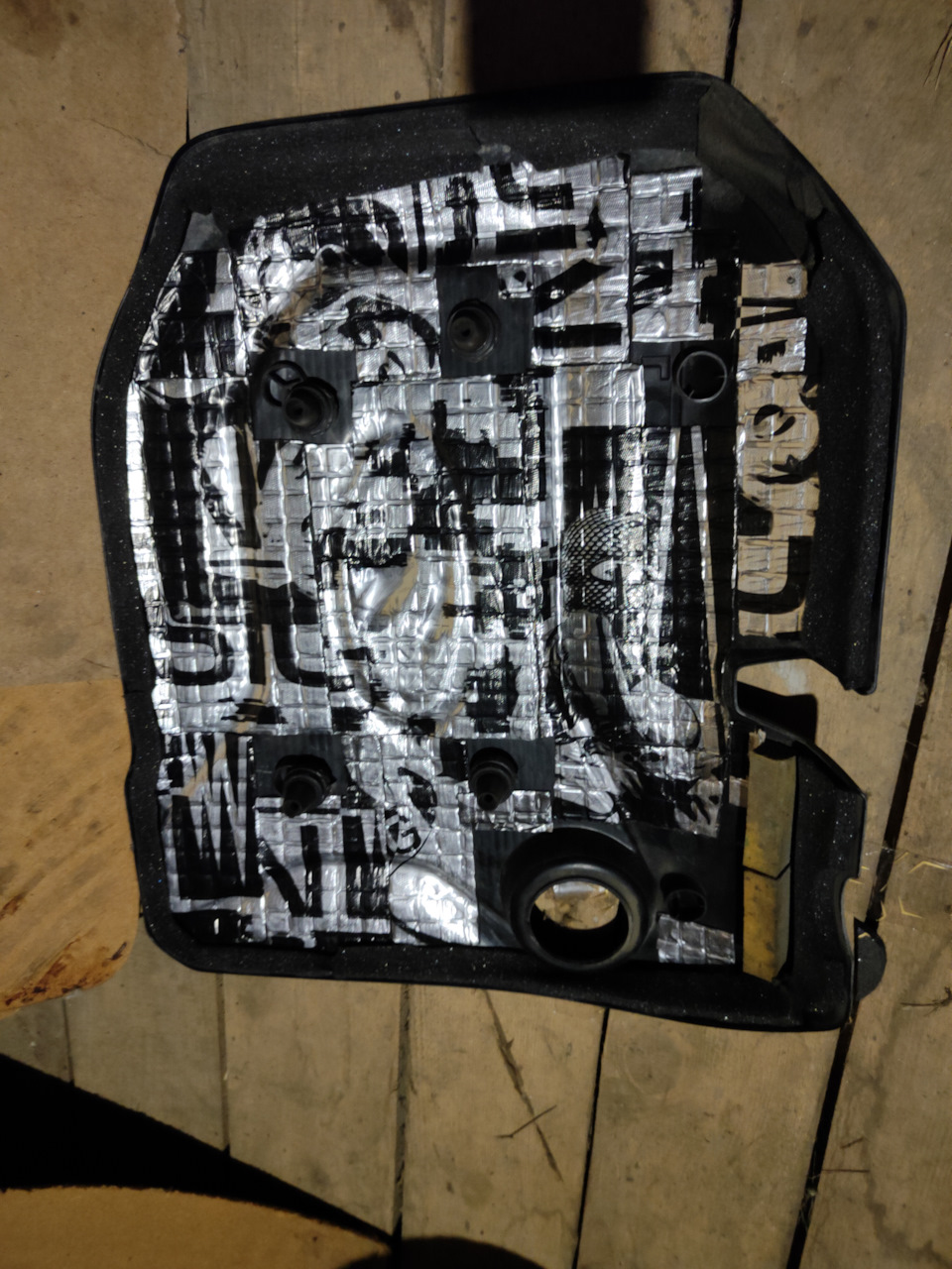 по краям бипласт 10 — Lada Vesta (1G)