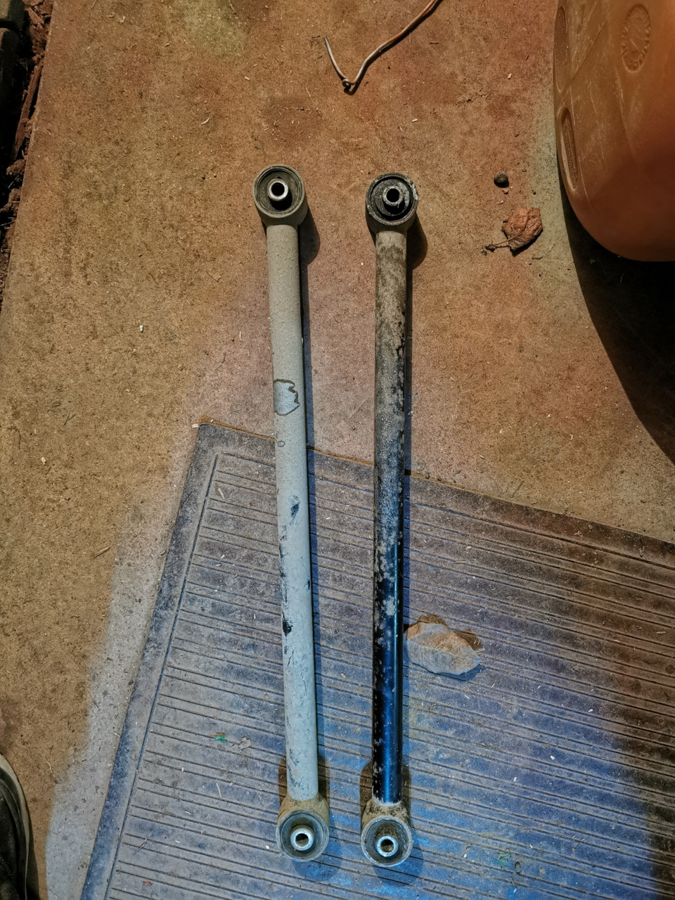 Замена реактивных тяг, тяга панара Нива — Lada 4x4 3D, 1,7 л, 2017 года ...