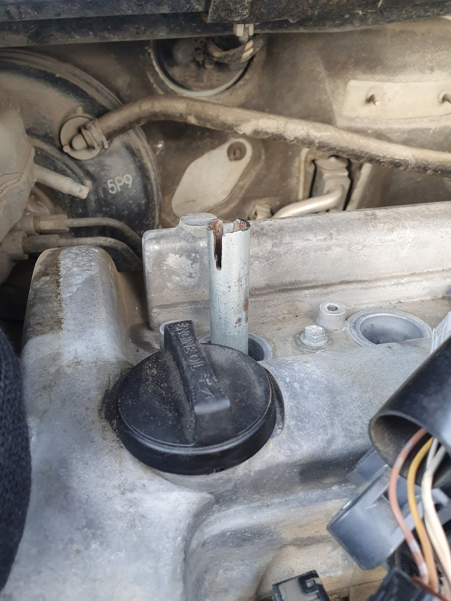 Замена свечей 1NZ-FE — Toyota Vitz (130), 1,5 л, 2015 года | расходники ...