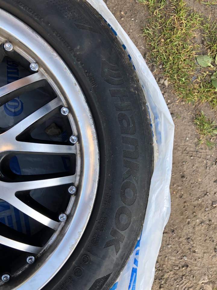 Шины летние Hankook 205/55 R16, литые диски 7Jx16 ET35 4x100 на BMW 3 ...
