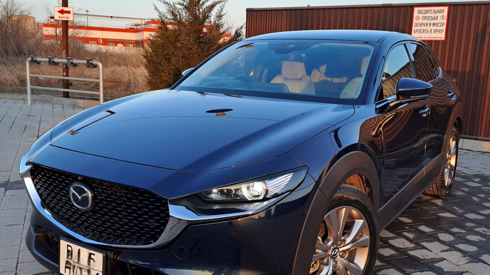 Mazda CX-30 日本のトラクター