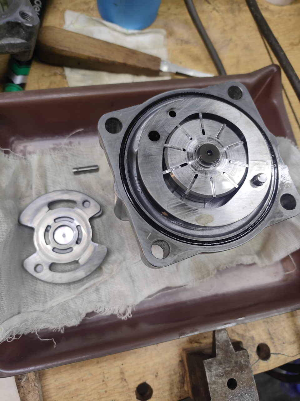 Фото в бортжурнале Audi 100 (C4)