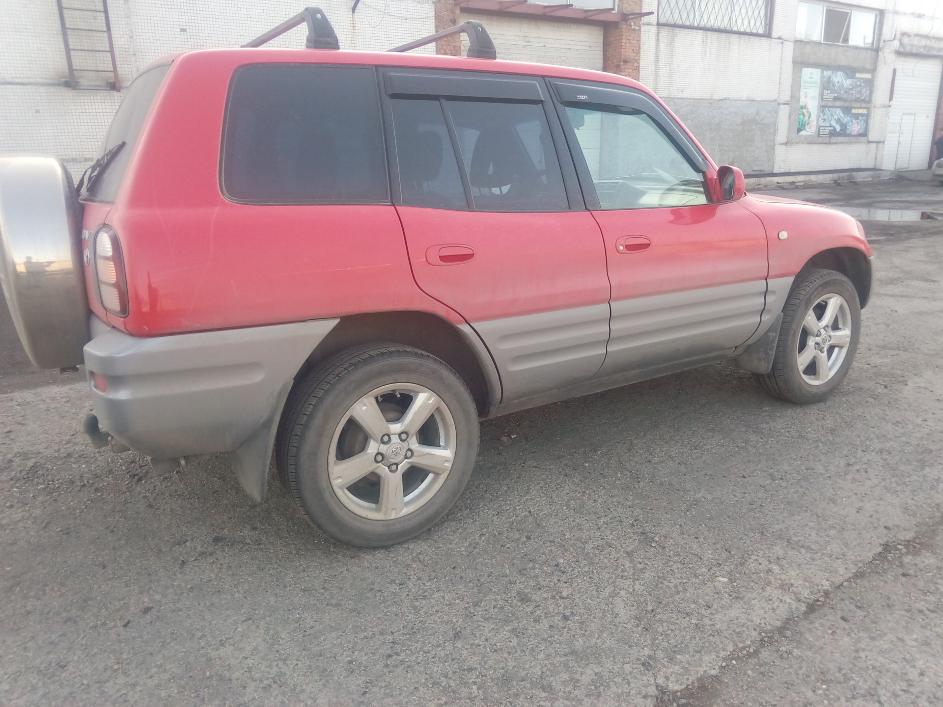 Диски на лето R17 — Toyota RAV4 (I), 2 л, 1999 года | колёсные диски ...