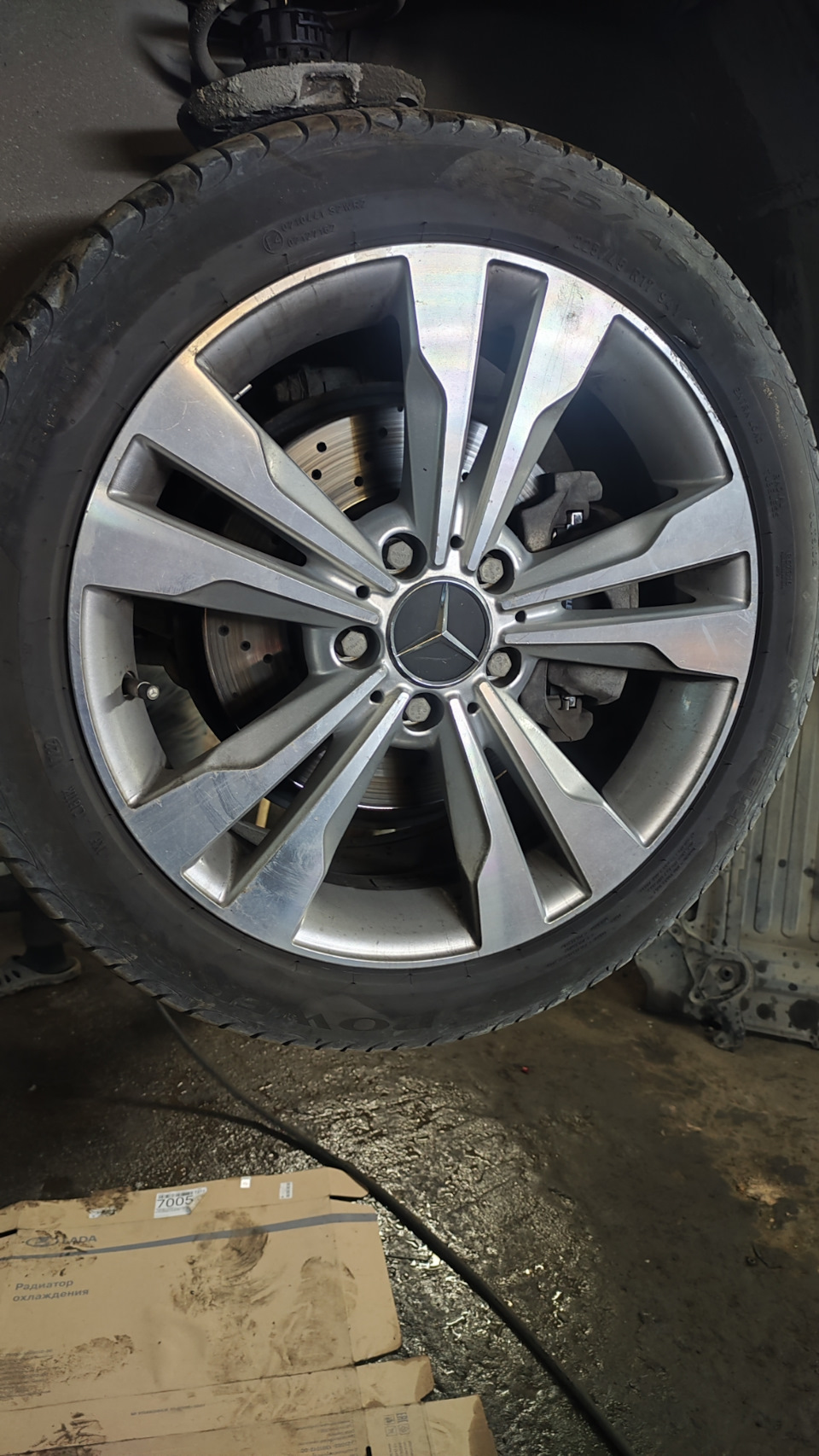 Свистят передние колодки — Mercedes-Benz B-Class (W246), 1,6 л, 2012 ...