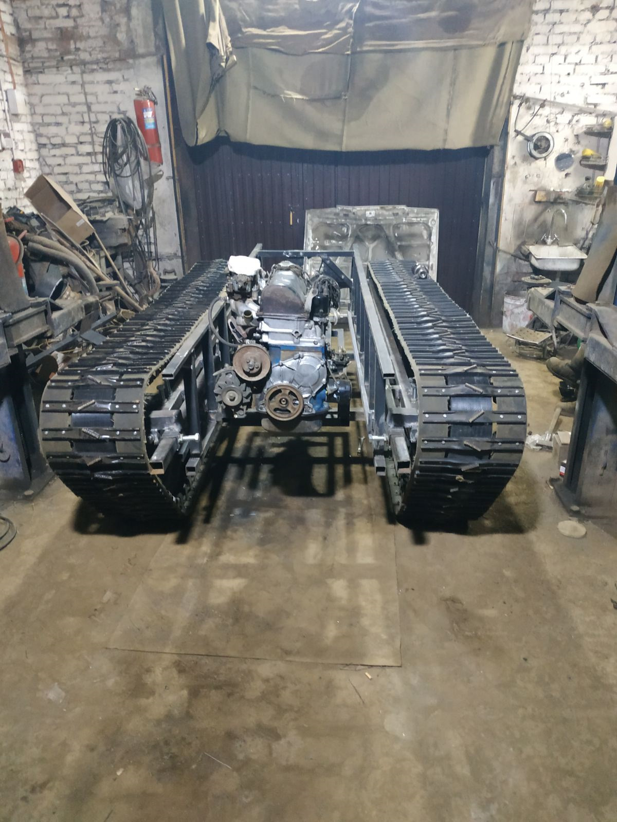 А вместо сердца пламенный мотор — Гусеничный проходимец, 1,6 л, 2014 ...