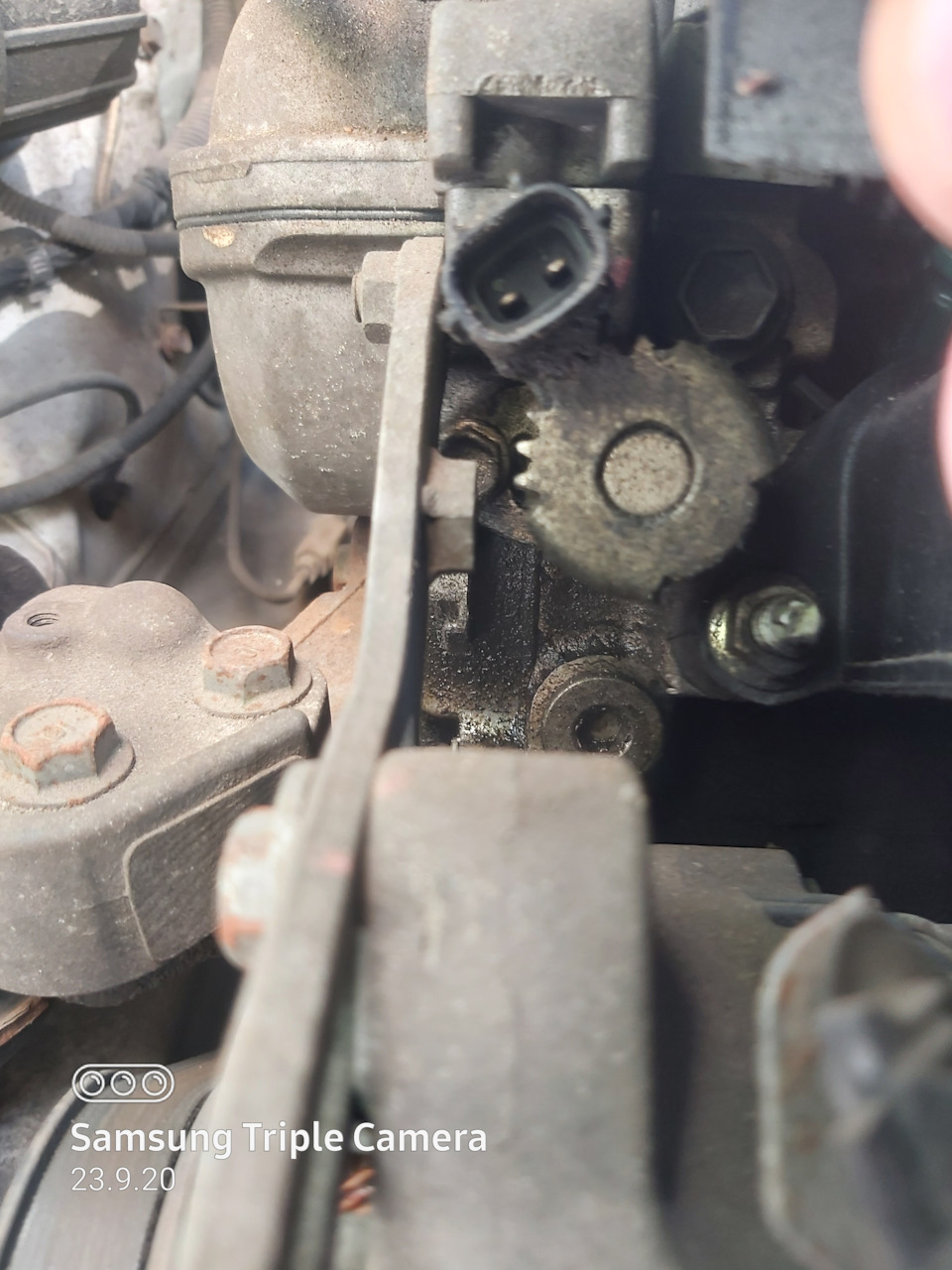 Масло из под датчика VVT-I ? — Toyota Probox, 1,5 л., 2009 года ...