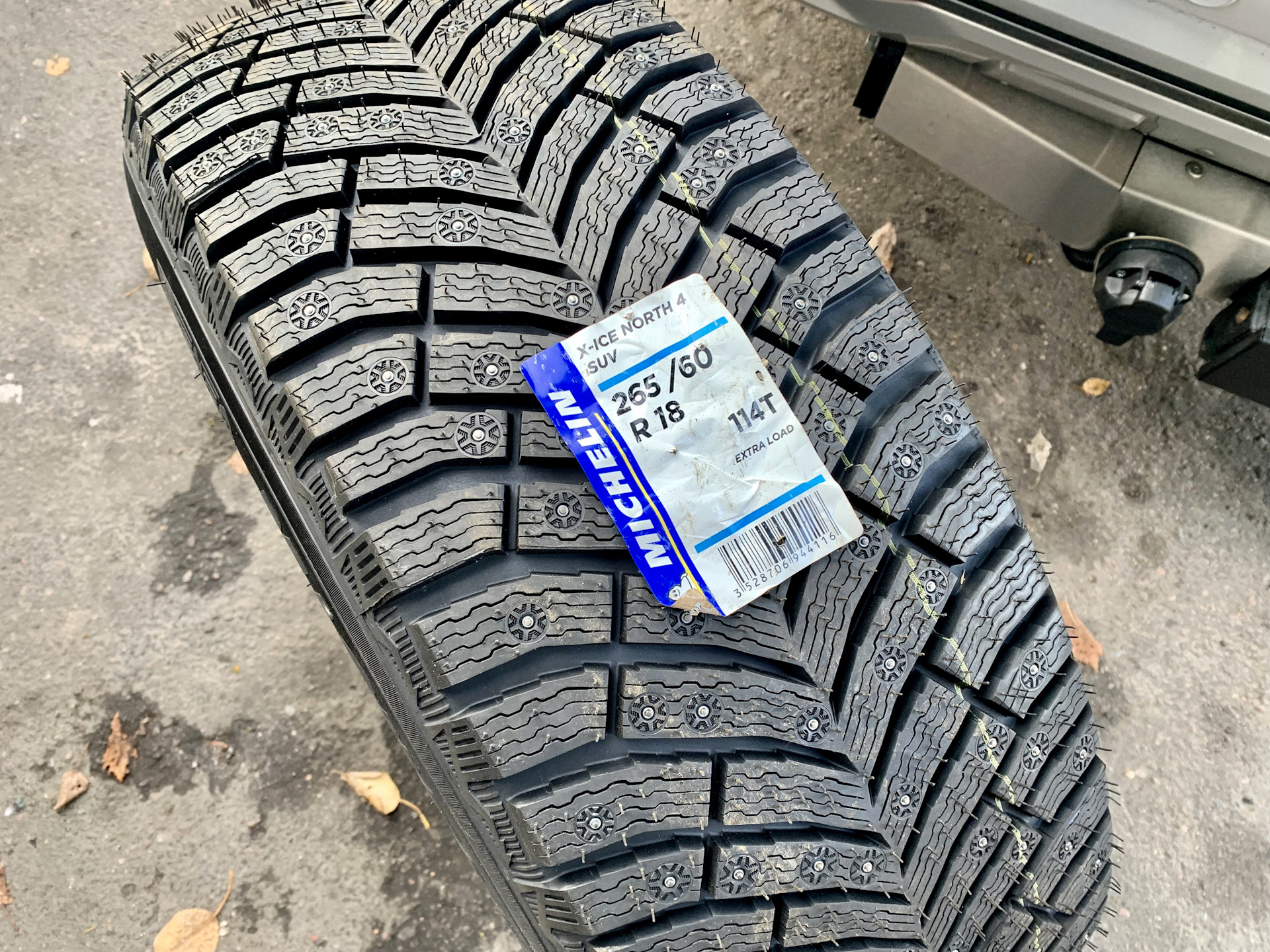 Мишлен ice north 4 r16. Michelin x-Ice North 4. Michelin Latitude x-Ice North 2+. 215/60 R17 Michelin x-Ice North 4 100t TL шип. Мишлен зима 295 40 21.