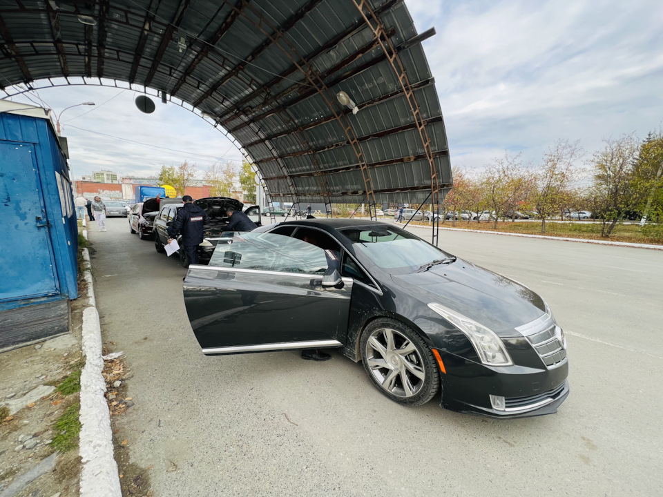 Фото в бортжурнале Cadillac ELR