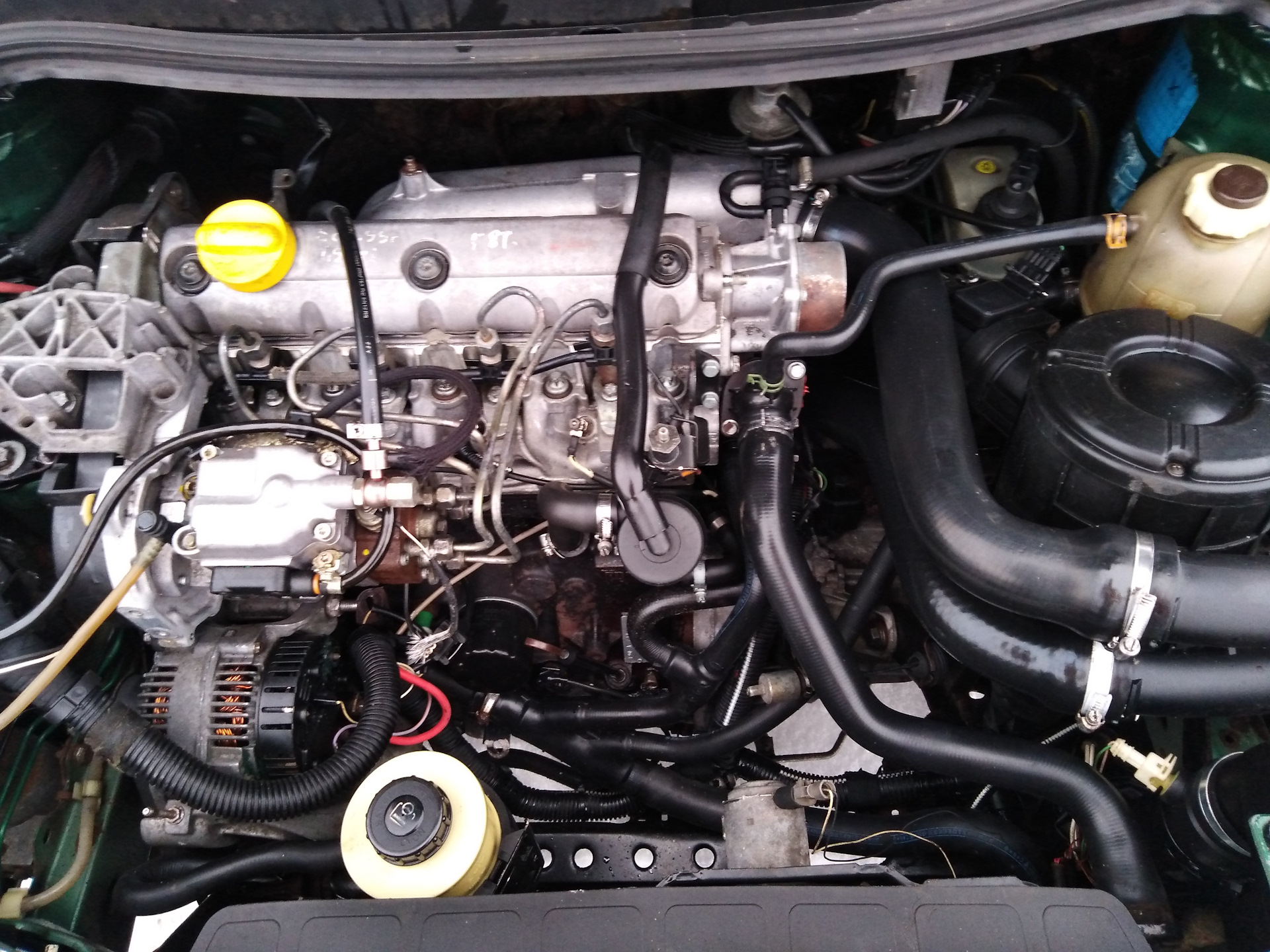 Контрактный двигатель Renault Megane Scenic 1.9 dTi F9Q734 98 л.с.
