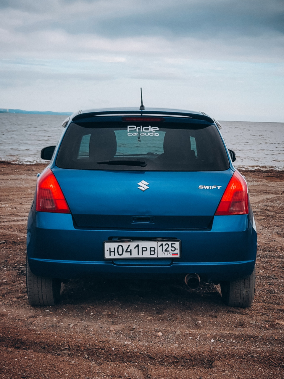 Свифт клиренс. Suzuki Swift 2004. Suzuki Swift 1984.