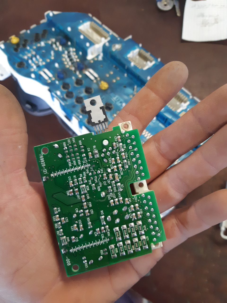 Вылечил уровень топлива — Mitsubishi Montero III (V60), 3,5 л, 2001 ...