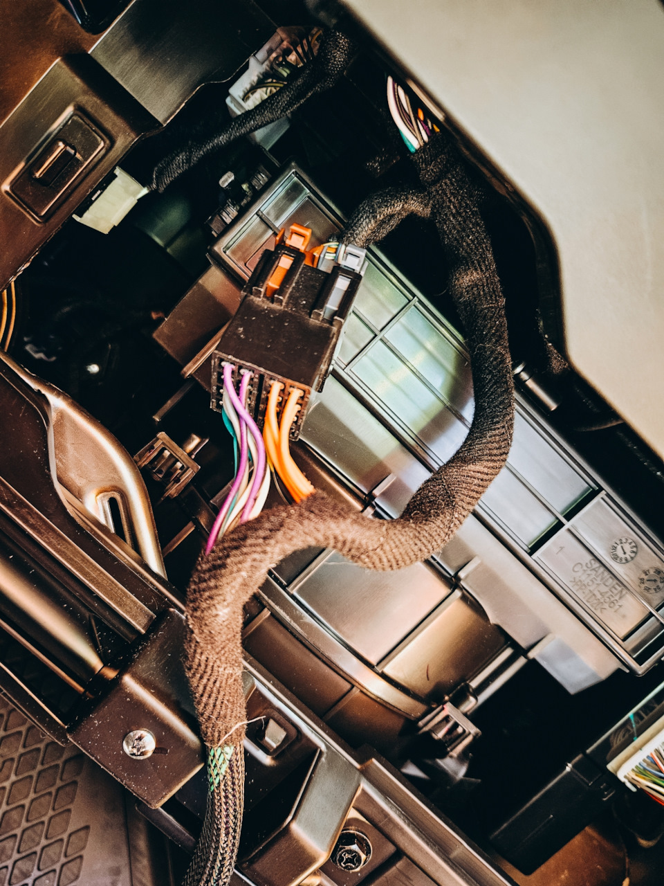 Фото в бортжурнале Geely Coolray (2023)