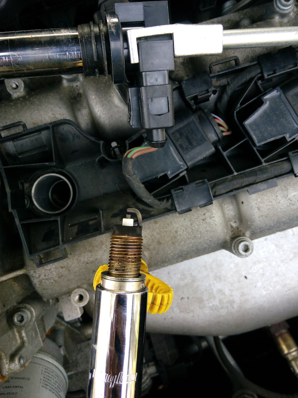 6 автомат провода зажигания. термостат джетта 6 1. катушка зажигания на volkswagen jetta 6 1. 6 cfna. крышка свечей volkswagen jetta.
