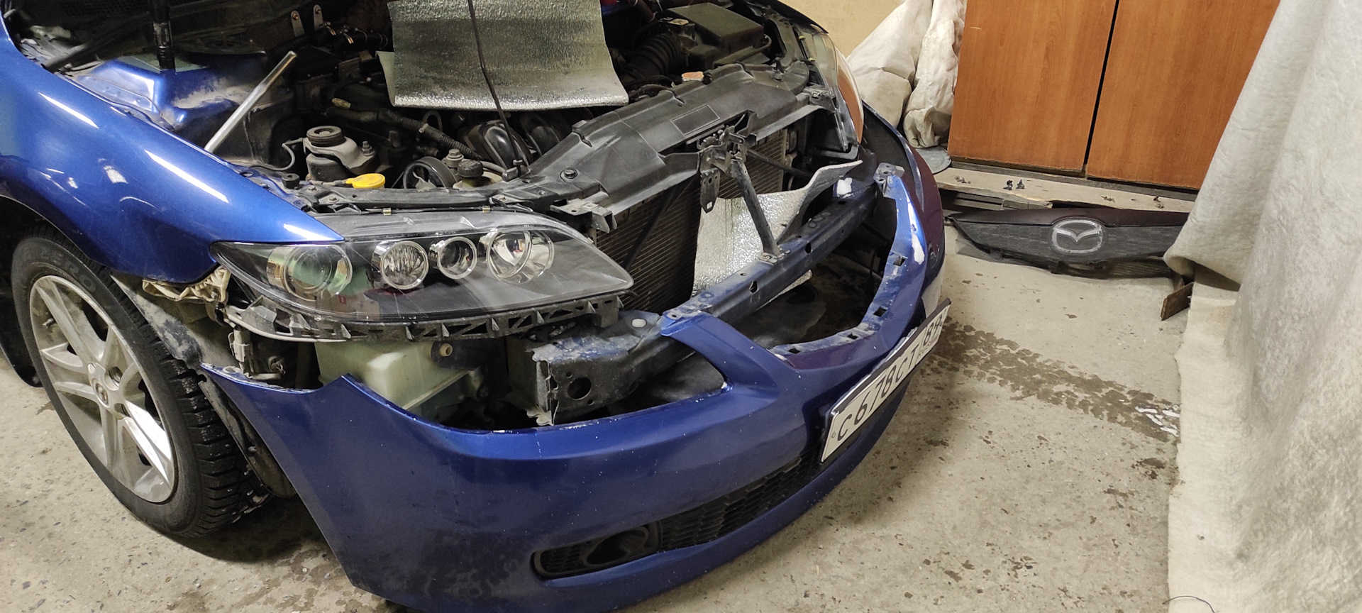 как снять фары мазда 6 gg