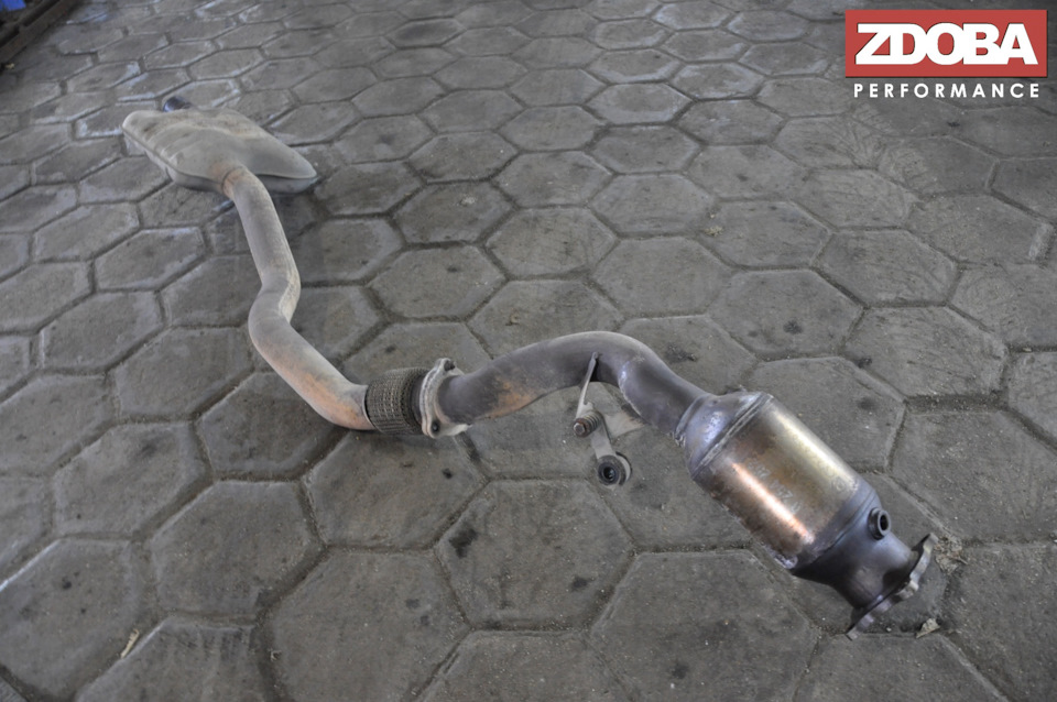 Audi A4 B8 2.0 TFSI 211 HP (CAEB, CDNC) Изготовление Downpipe, Чип ...