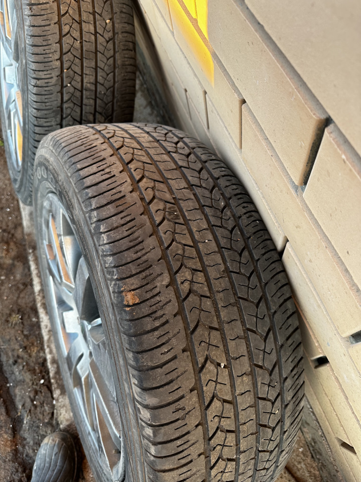 Maxxis 245 55 r19