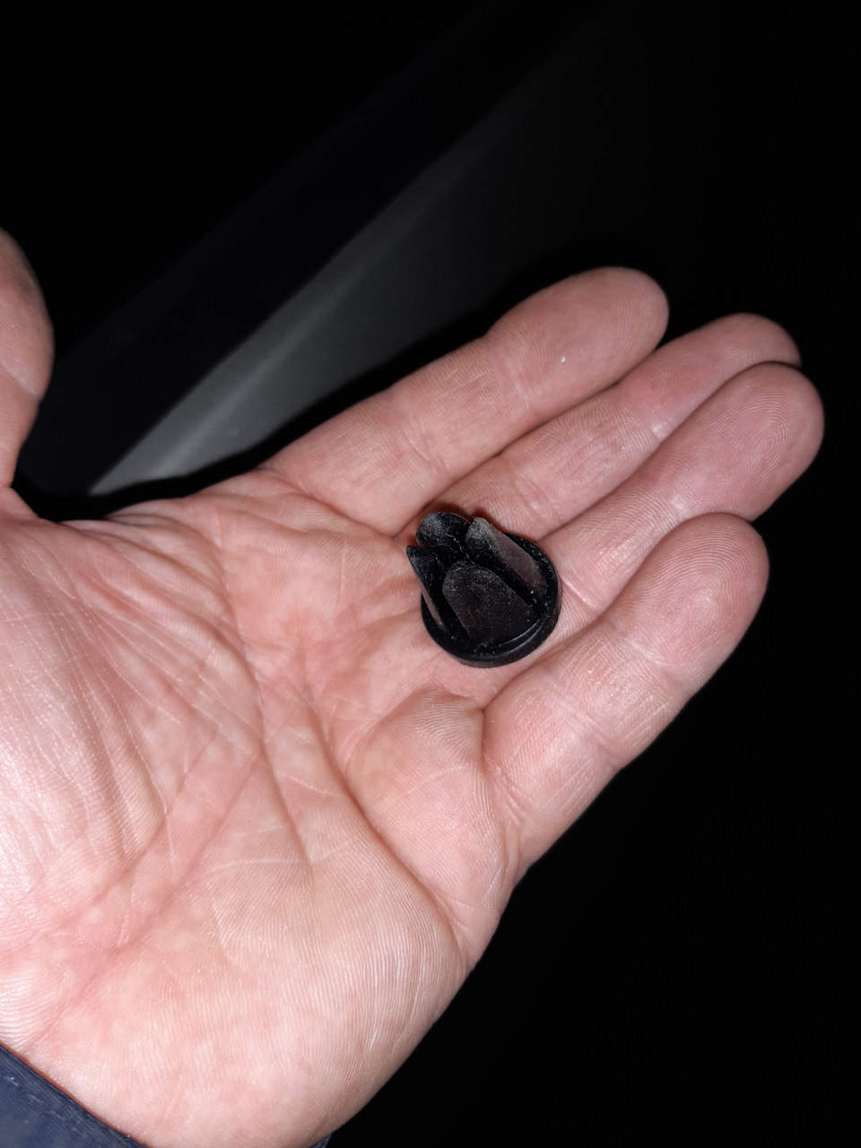 ViAAAgEGj A 960 держатель телефона дастер 202 й