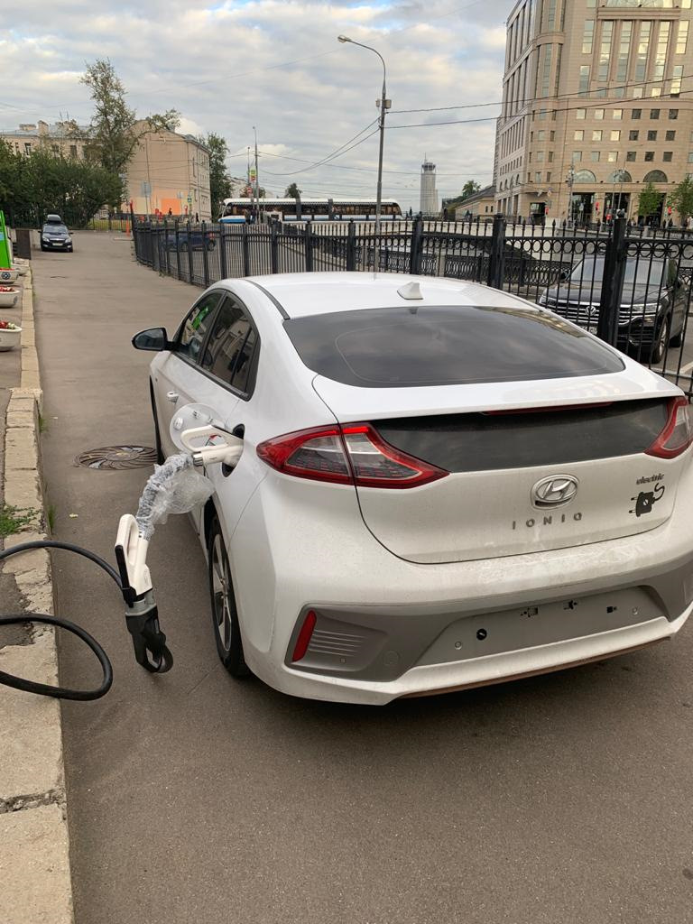 Покупка аксессуаров на авто+ первые 5000 км. — Hyundai Ioniq Electro, 2018  года | аксессуары | DRIVE2