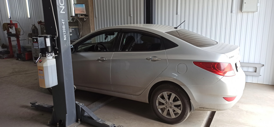 Скрип/гул при повороте руля — Hyundai Solaris, 1,6 л, 2011 года | визит ...