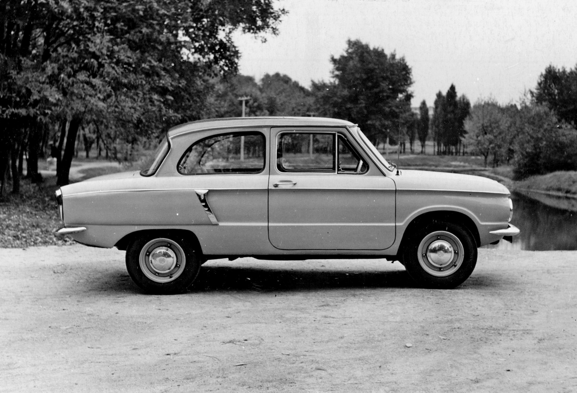 Запорожец 966. Заз-966 ушастый запорожец. Заз 966. Запорожец 966. Запорожец 966.