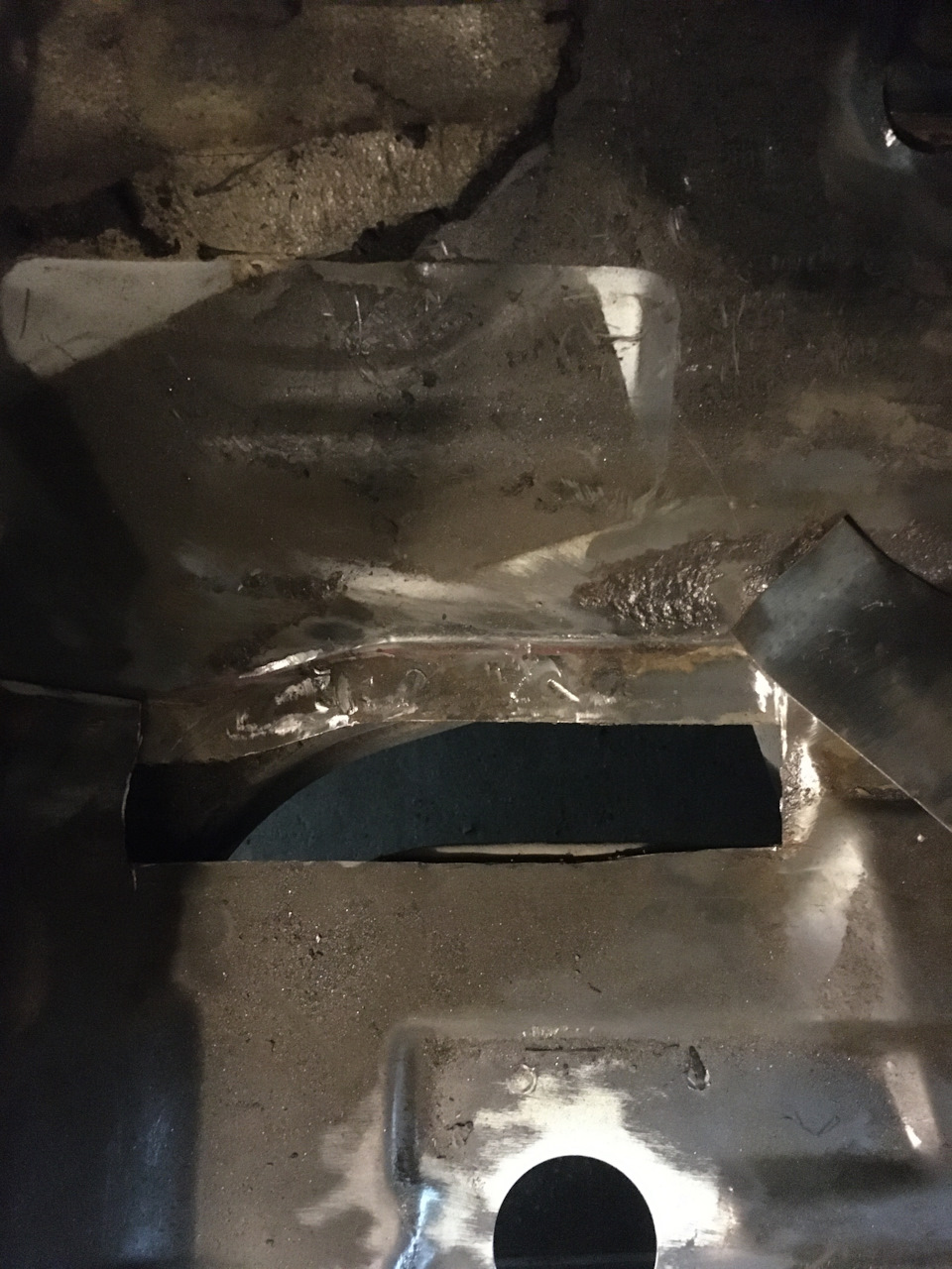 Рама передает привет снизу! — Toyota Crown (S120)