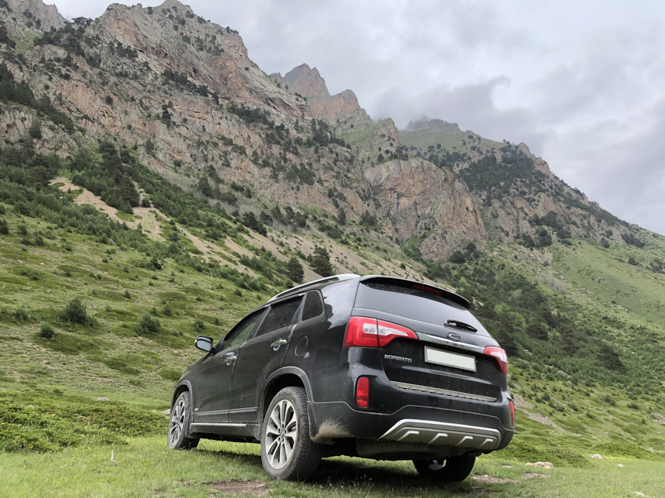 7 — KIA Sorento (2G)