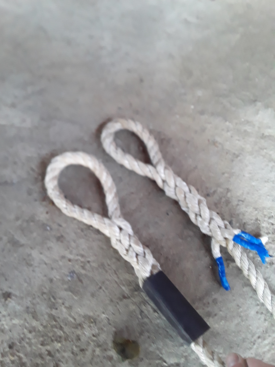 Буксировочный трос — Chevrolet Niva GLX, 1,7 л, 2013 года | своими ...