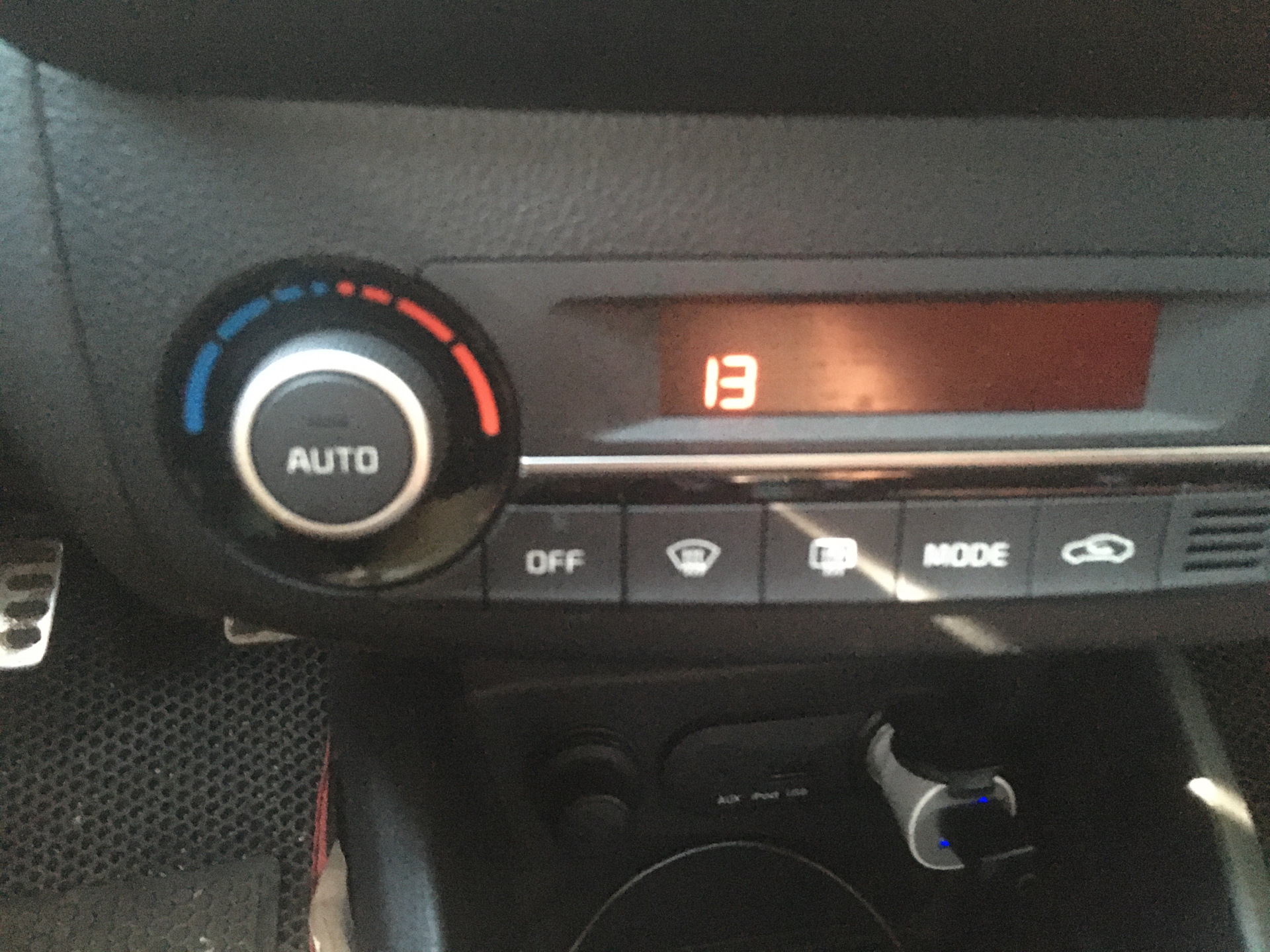 Kia rio 2015 приборная панель. Kia rio 2014 приборная панель. P2191 kia rio. климат киа рио 3. Kia rio ошибки на пп.