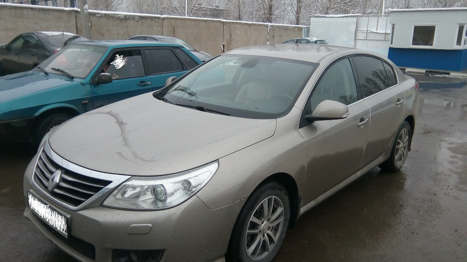 Renault Latitude 2.0 бензиновый 2013 | на DRIVE2