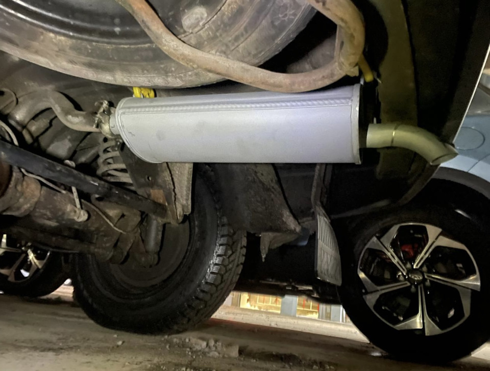 Замена глушителя — ИЖ 2126, 1,6 л, 2004 года | поломка | DRIVE2