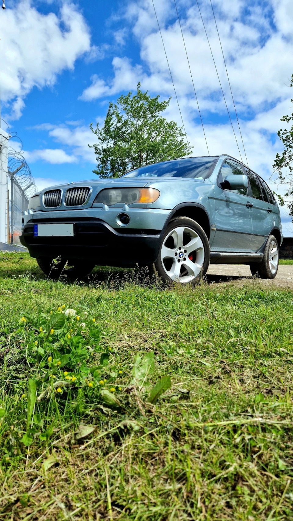 Фото в бортжурнале BMW X5 (E53)