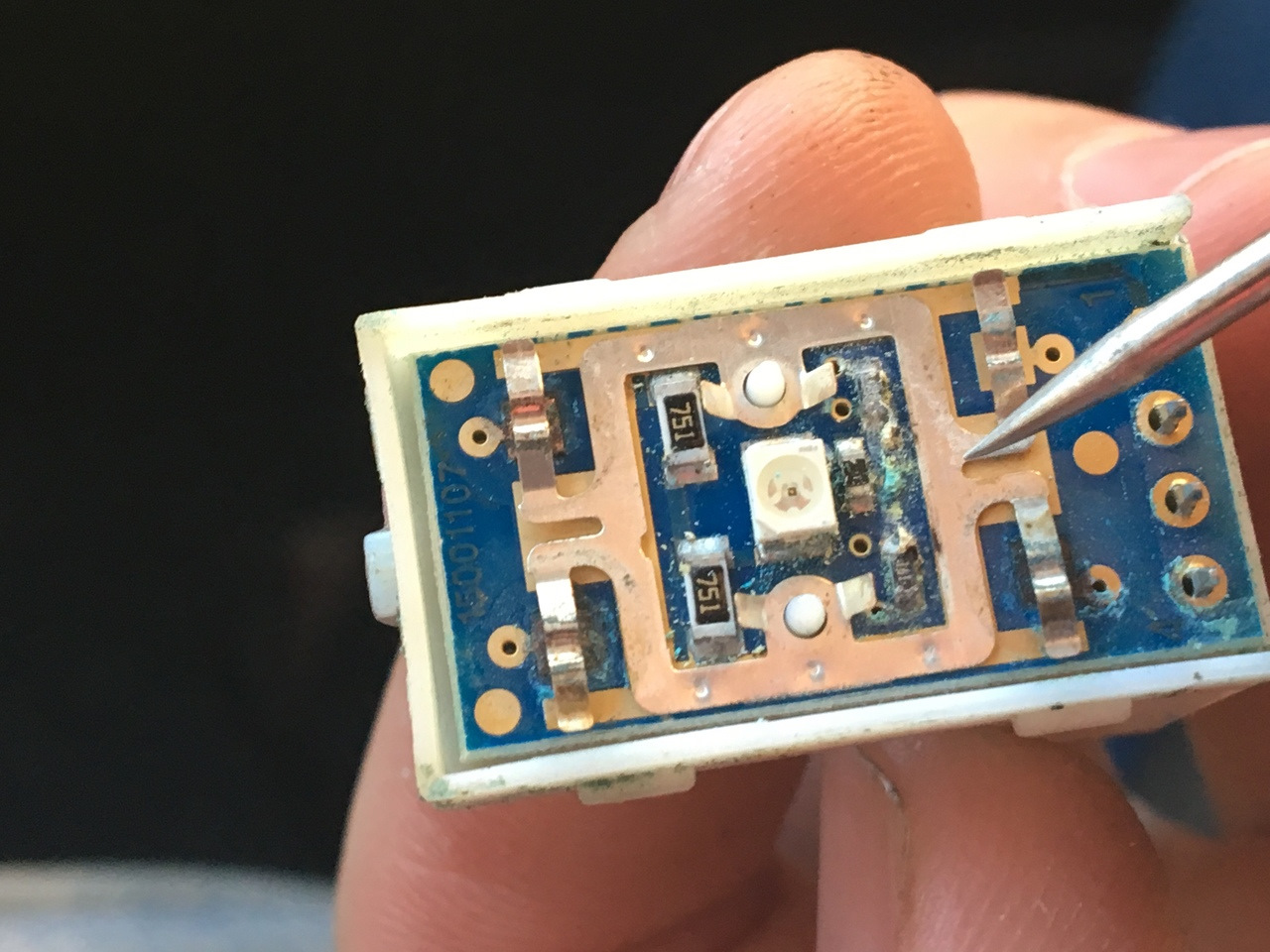 Отключились кнопки на клавиатуре. Кнопка ручного тормоза rx450h. Кнопка разблокировки клавиатуры компьютера. Panasonic ey7546 глючит кнопка. Бакспейс клавиатура.