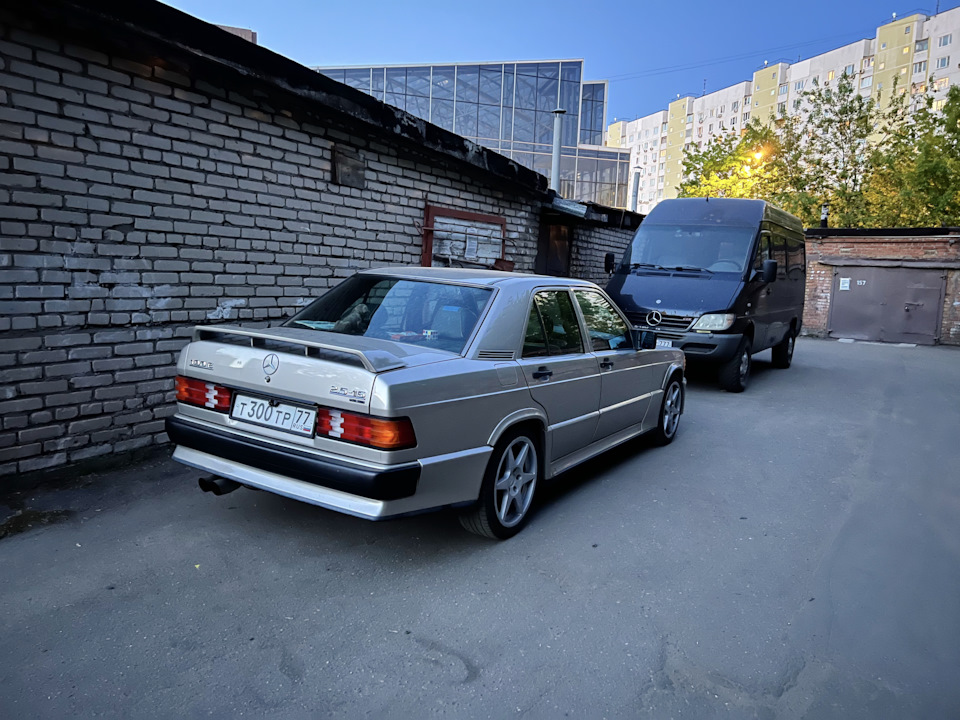 Пропал заряд генератора — Mercedes-Benz 190 (W201), 2,5 л, 1987 года ...