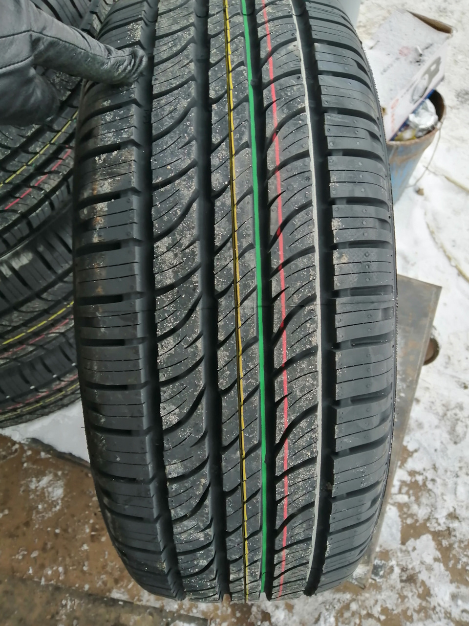 225/60 r17 новая резина. — DRIVE2