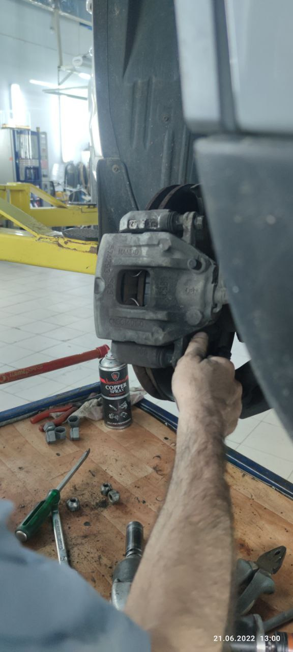 Колодки NP6041 NISSINBO — Geely Atlas (1G), 2,4 л, 2018 года ...