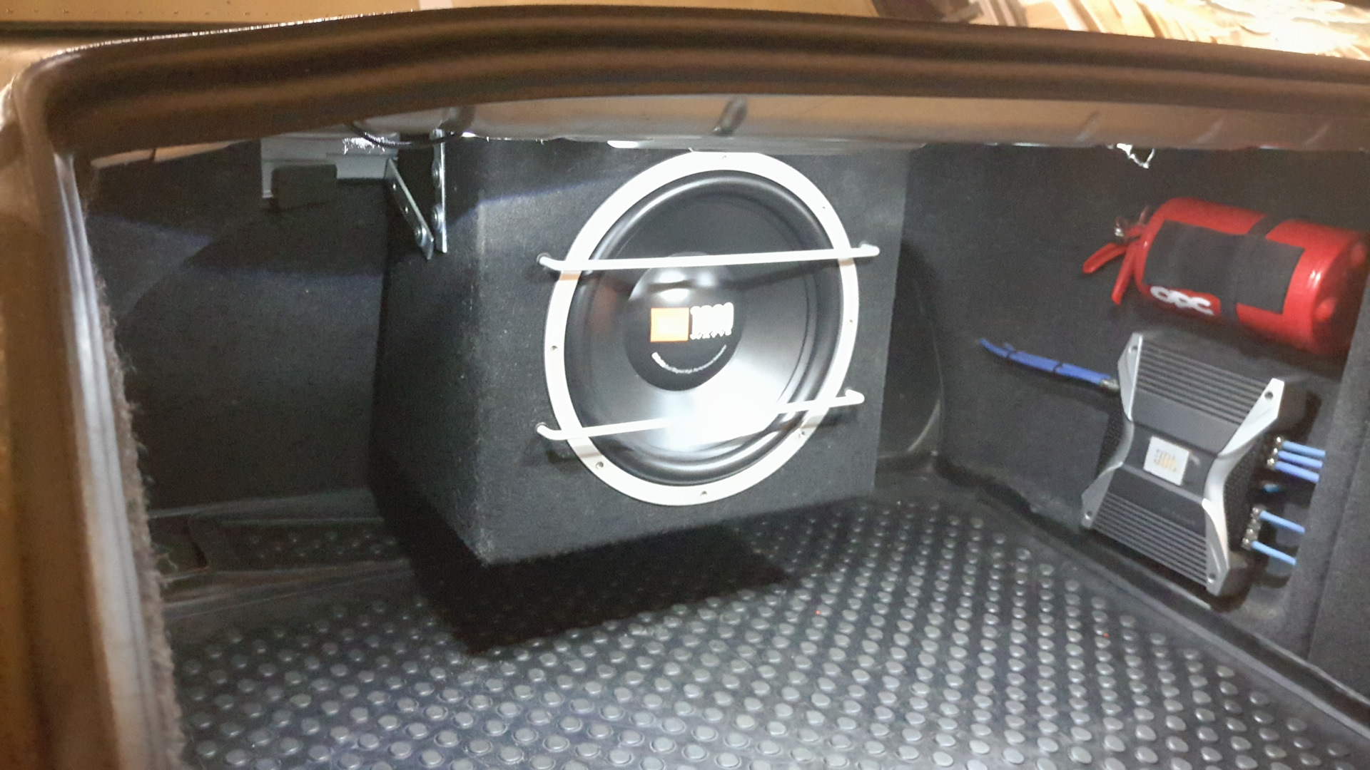 Подвес сабвуфера — Opel Vectra C, 1,8 л, 2007 года | тюнинг | DRIVE2