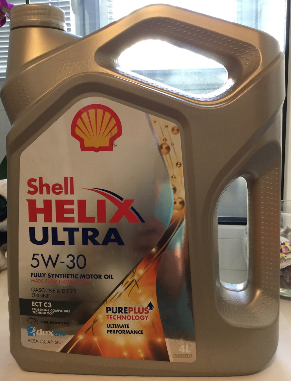 Какое моторное масло в солярис. Shell Helix Ultra 5w-30 Хендай. Helix Ultra ect c3 5w-30. Масло моторное 5w30 Шелл Хеликс для Хендай. Шелл Хеликс ультра 5w30 с3.