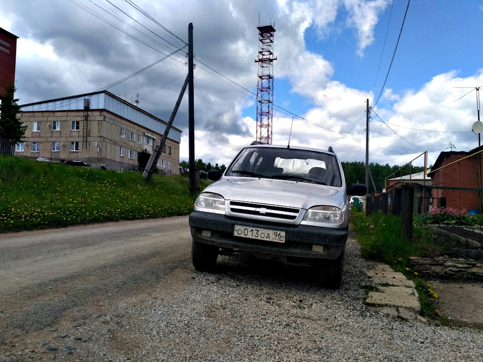 Запах бензина в салоне НИВЫ ШЕВРОЛЕ. Обкатка двигателя пройдена ...