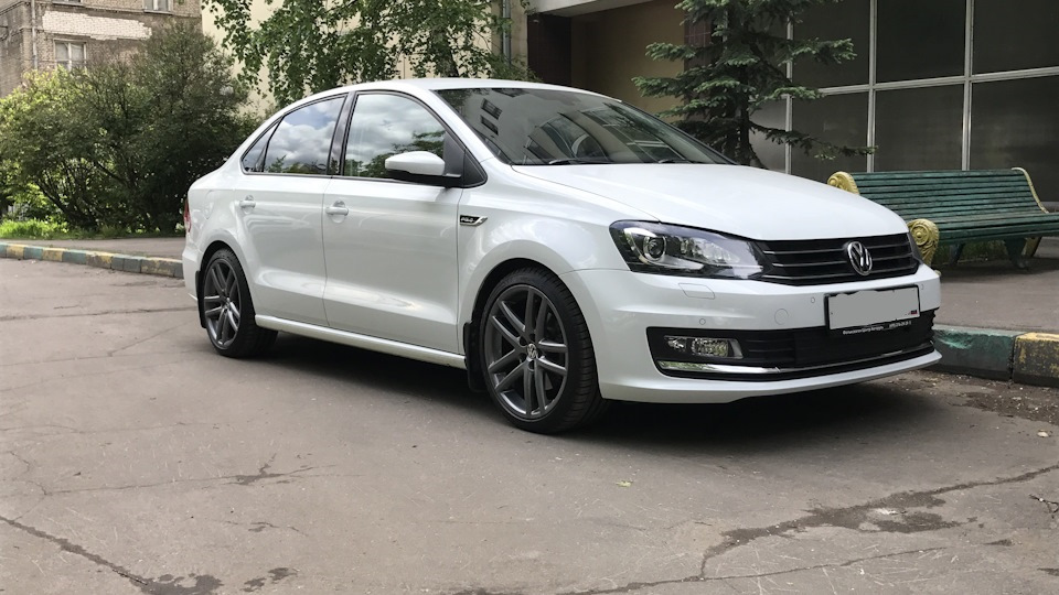 vw polo на 16 дисках