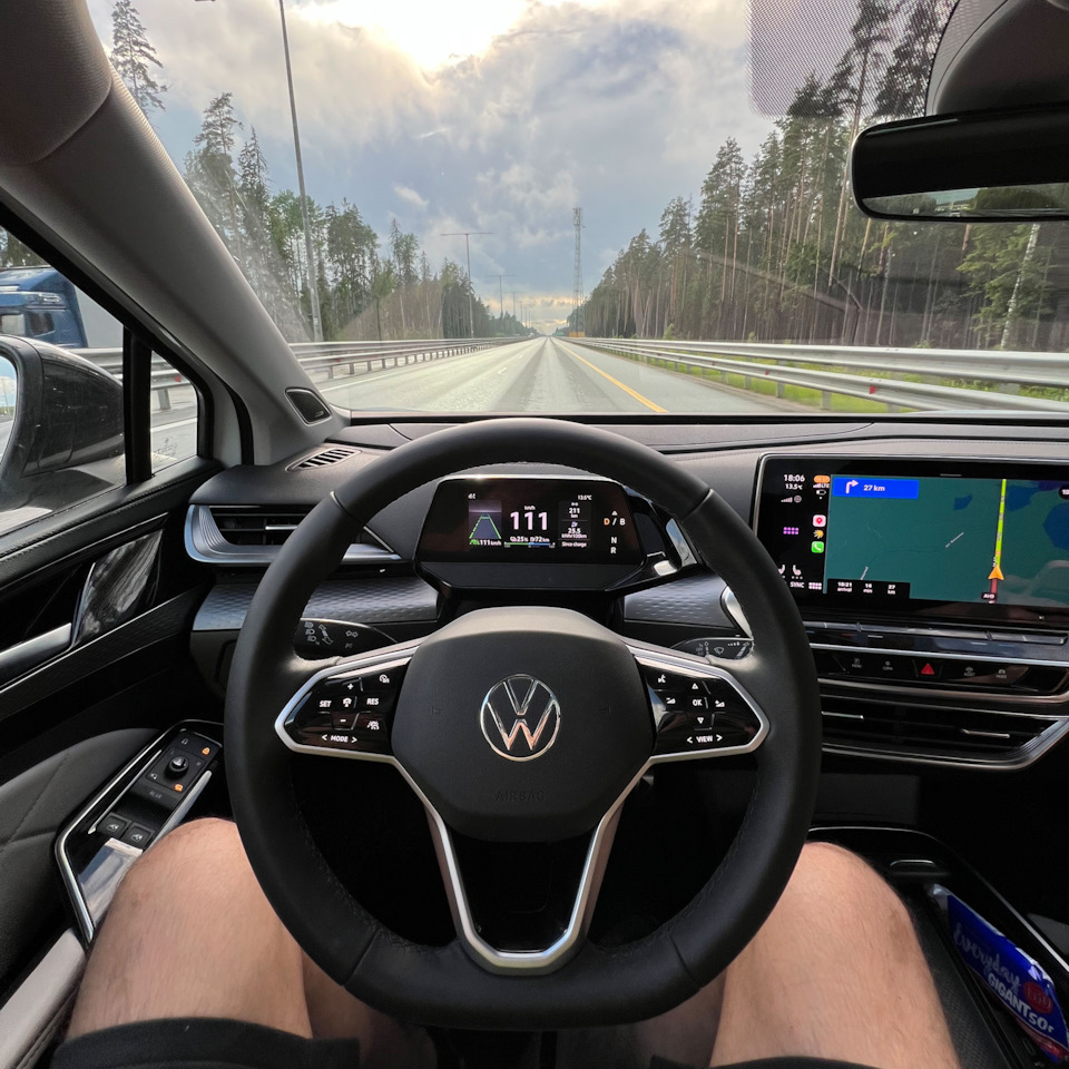 Из Москвы в Санкт-Петербург (или обратно) на электричке* за 9 часов —  Volkswagen ID.6, 2023 года | путешествие | DRIVE2