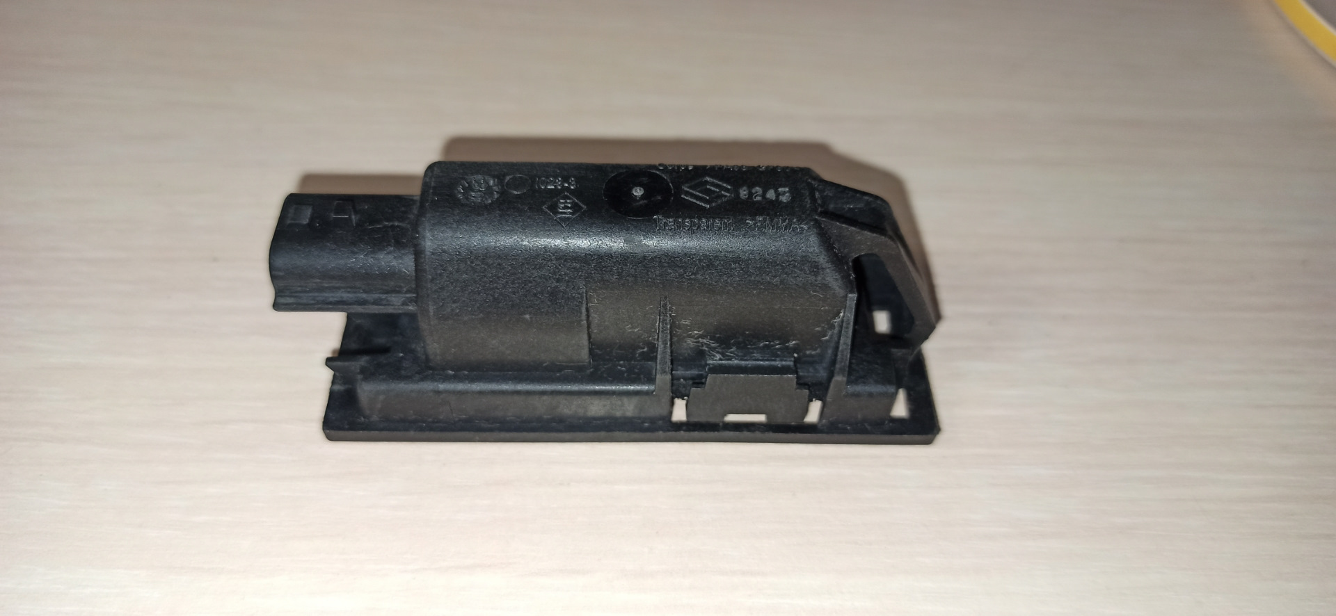 #27. Ремонт плафонов подсветки номера — Renault Megane II, 1,6 л, 2008 ...